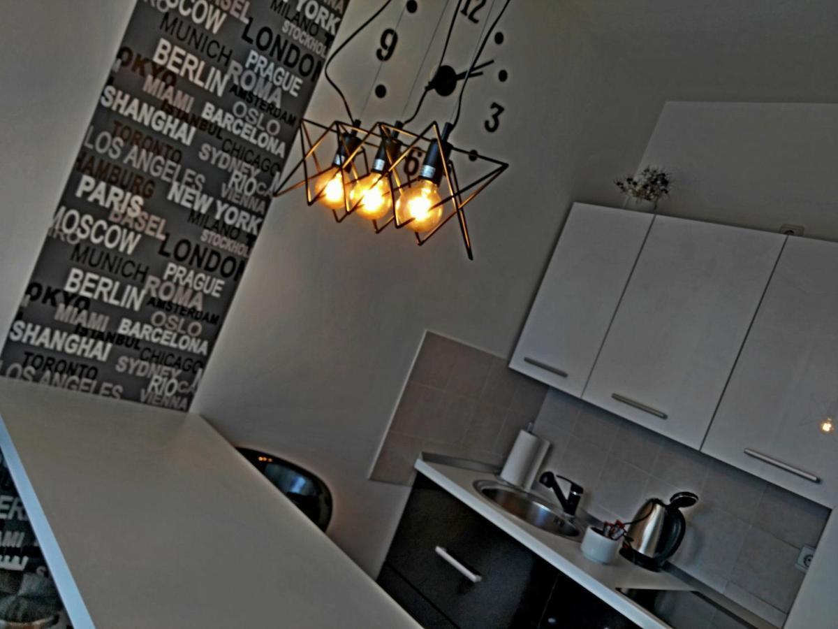 Time Keeper - Self Check In Apartment Osijek Exterior photo